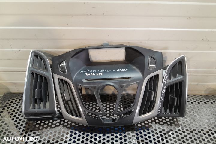 Grila ventilatie bord centru A018B09CF  BM51-A014L21BC-3JA6 A018B09CF - 1