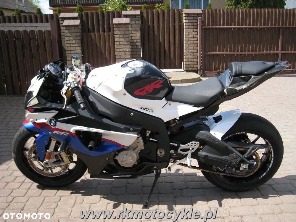 BMW S - 6