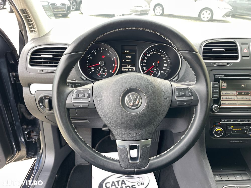 Volkswagen Golf 1.4 TSI BlueMotion Technology Comfortline - 38