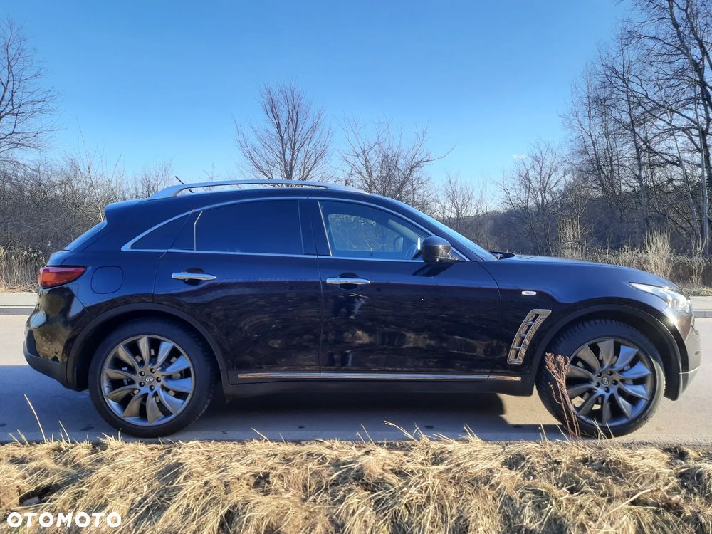 Infiniti QX70 3.0d S Premium - 6