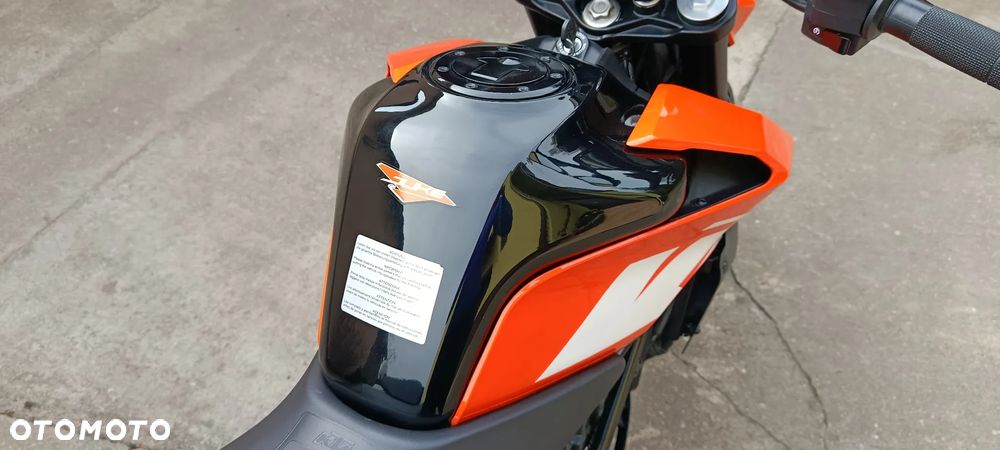 KTM Duke - 19
