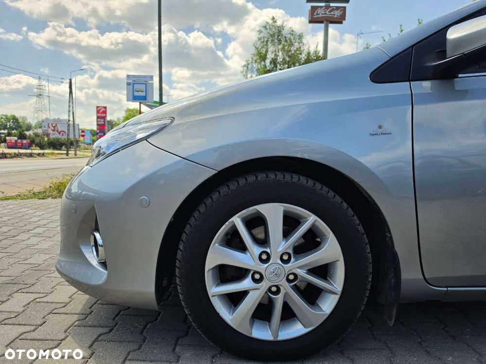 Toyota Auris - 16