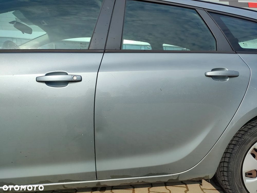 Opel Astra IV 1.7 CDTI Essentia - 16