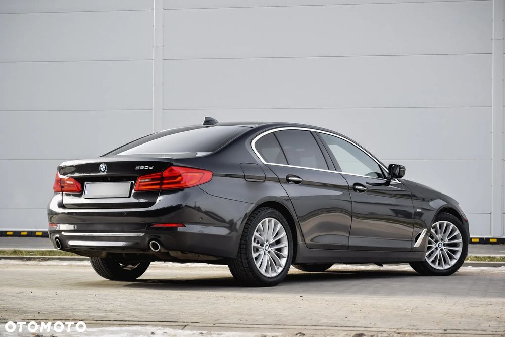 BMW Seria 5 520d Efficient Dynamics Edition Luxury Line - 2