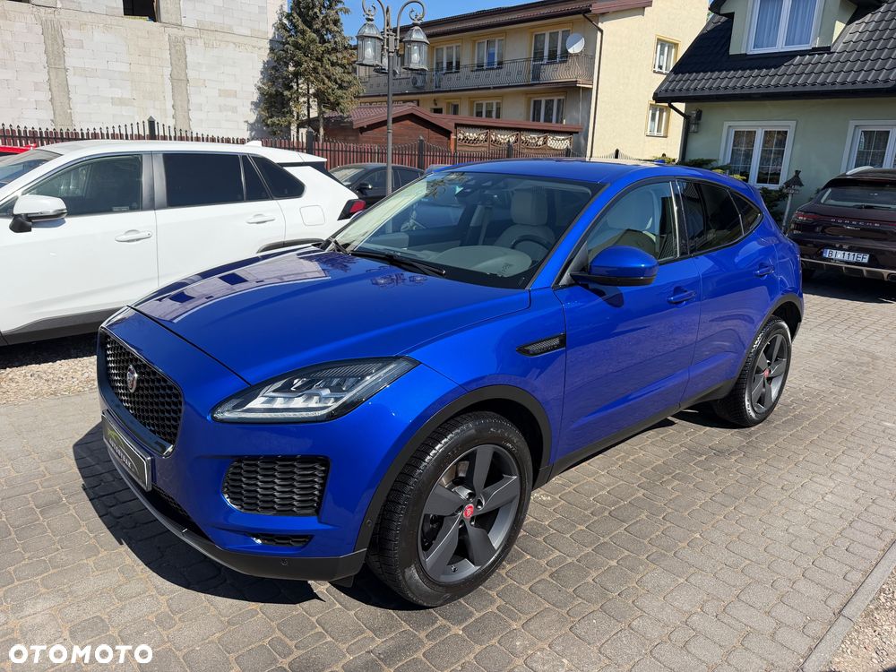 Jaguar E-Pace 2.0 i4D AWD R-Dynamic Chequered Flag