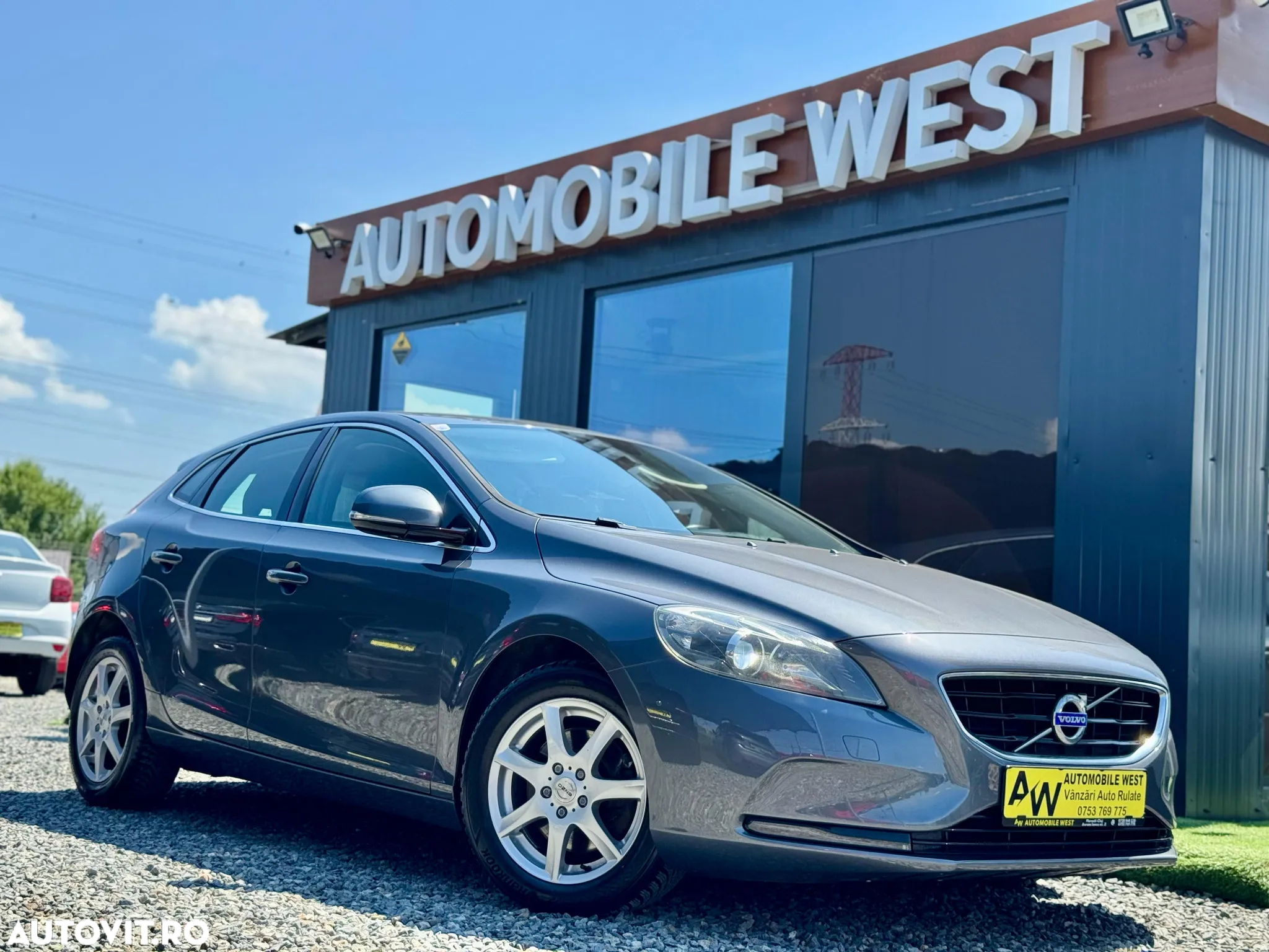 Volvo V40 D2 ECO Aut. Momentum - 4