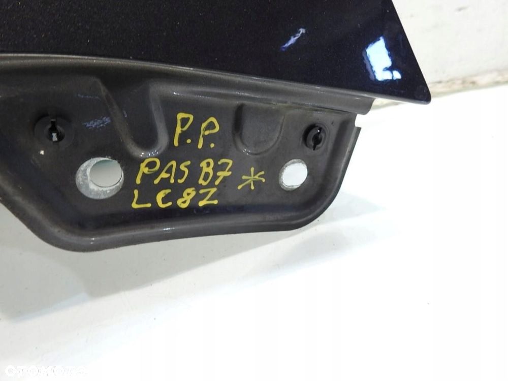 BŁOTNIK PRAWY PRZÓD LC8Z VW PASSAT B7 - 2