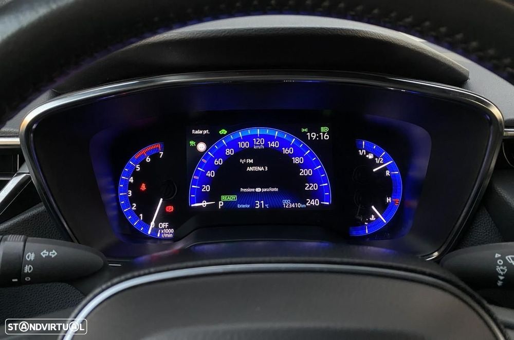 Toyota Corolla 1.8 Hybrid Comfort - 25