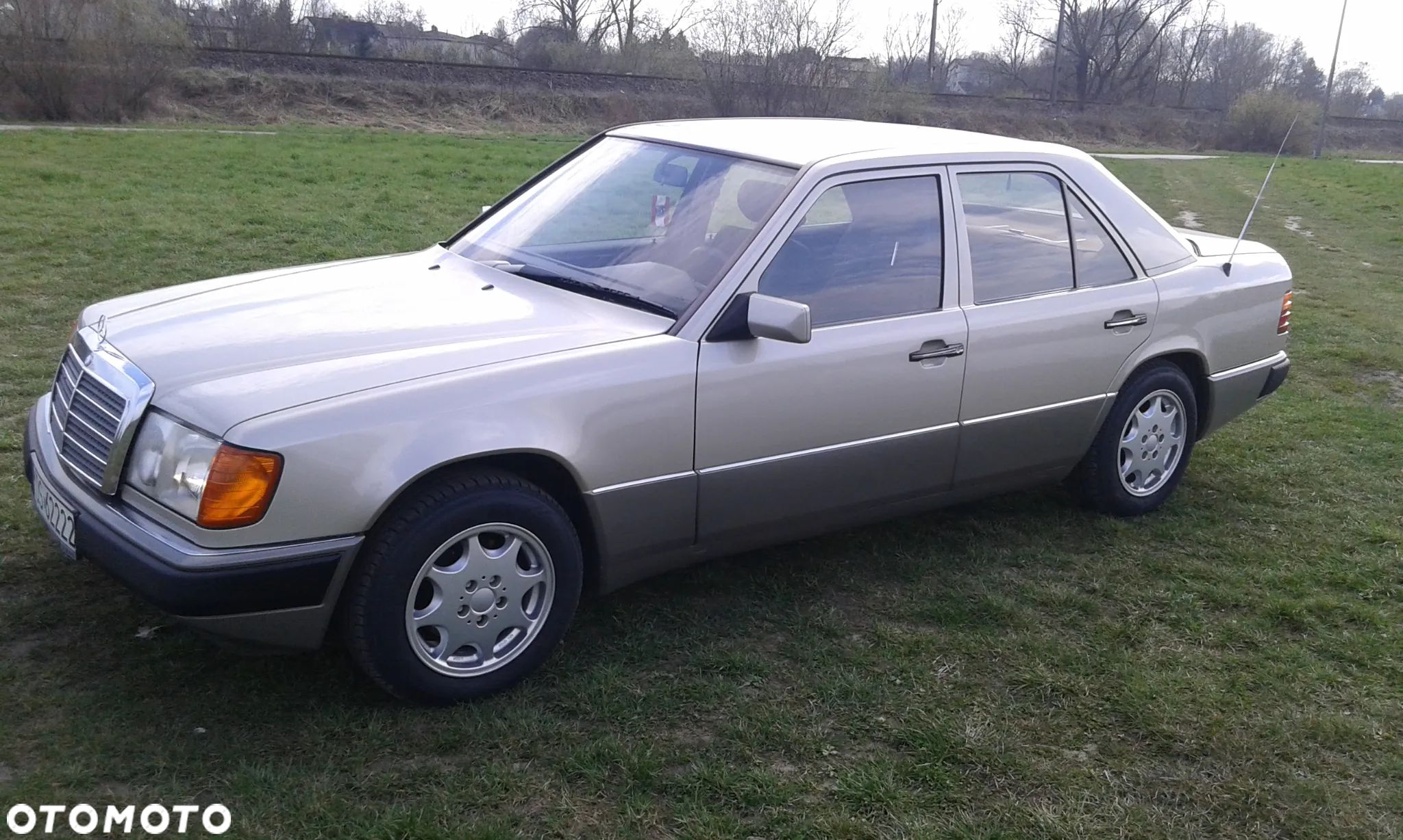 Mercedes-Benz W124 (1984-1993) - 1