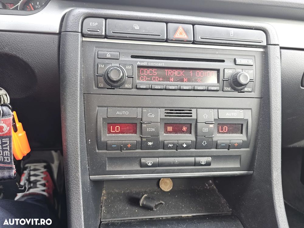 Audi A4 Limuzina 2.0 - 10