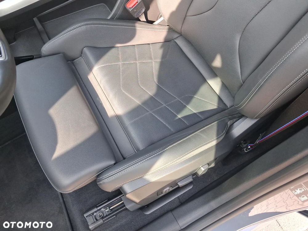 BMW X1 - 12