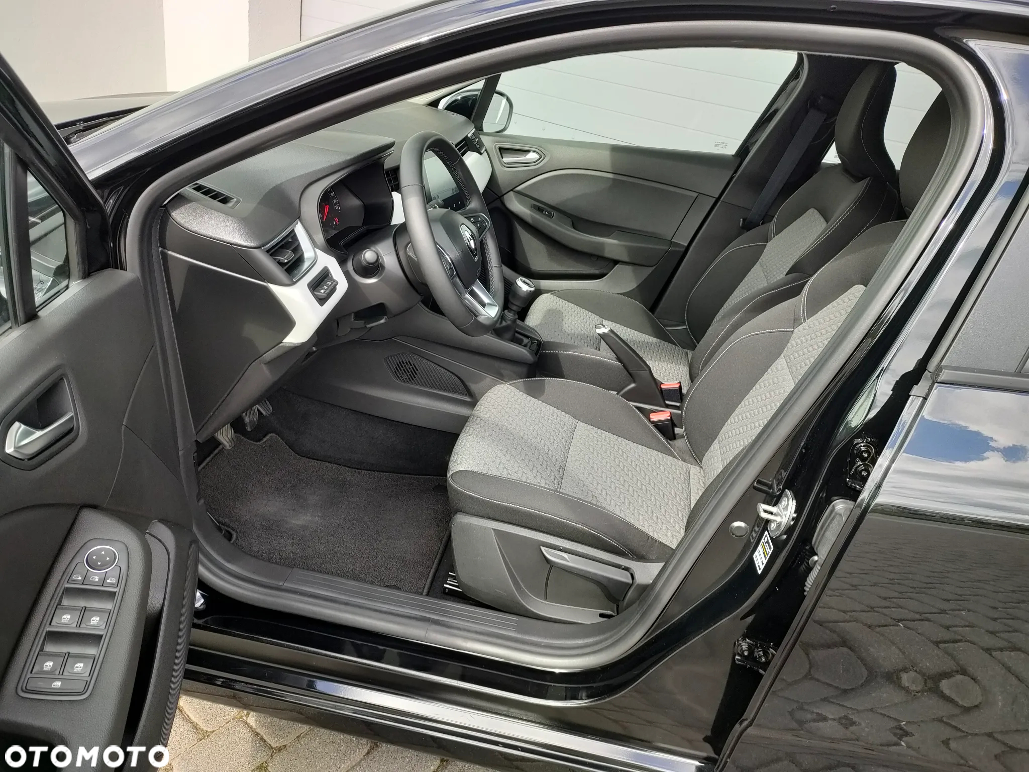 Renault Clio TCe 90 EQUILIBRE - 8