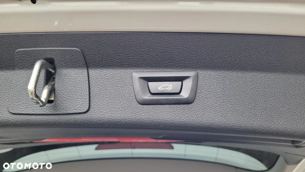 BMW Seria 2 218d Advantage - 14