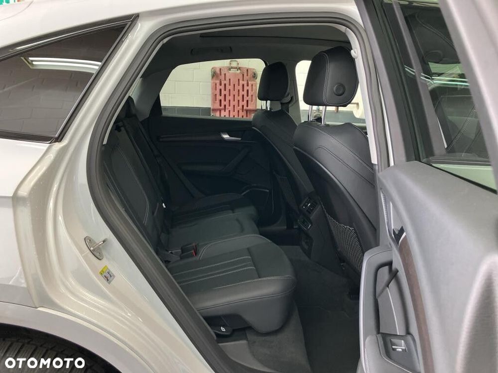 Audi Q5 Sportback - 5
