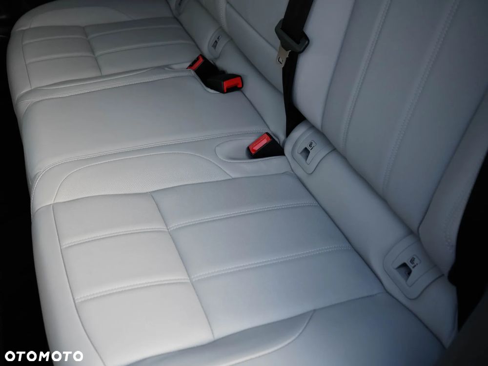 Land Rover Range Rover Evoque - 17