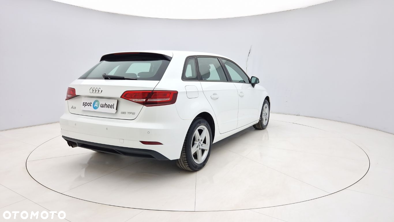 Audi A3 1.5 TFSI S tronic - 6
