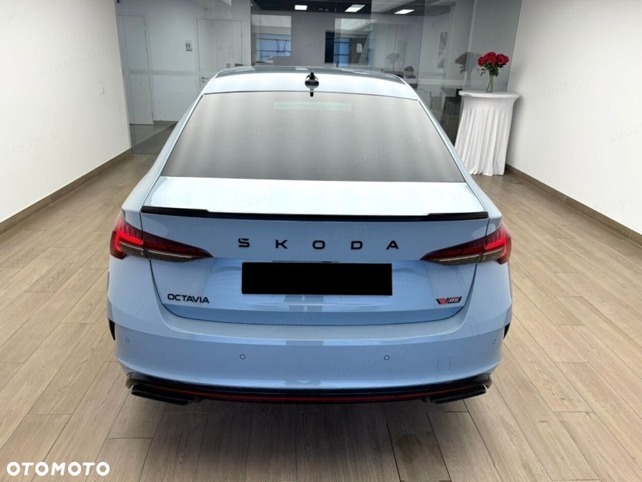 Skoda Octavia 2.0 TSI RS DSG - 4