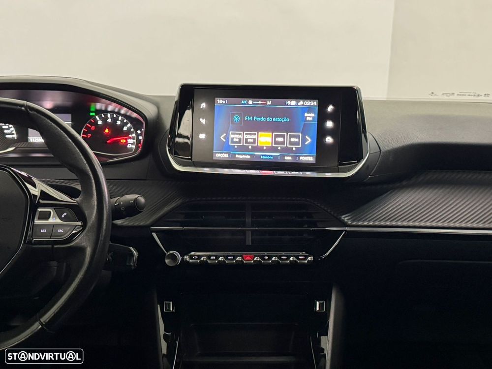 Peugeot 2008 1.2 PureTech Active Pack - 31