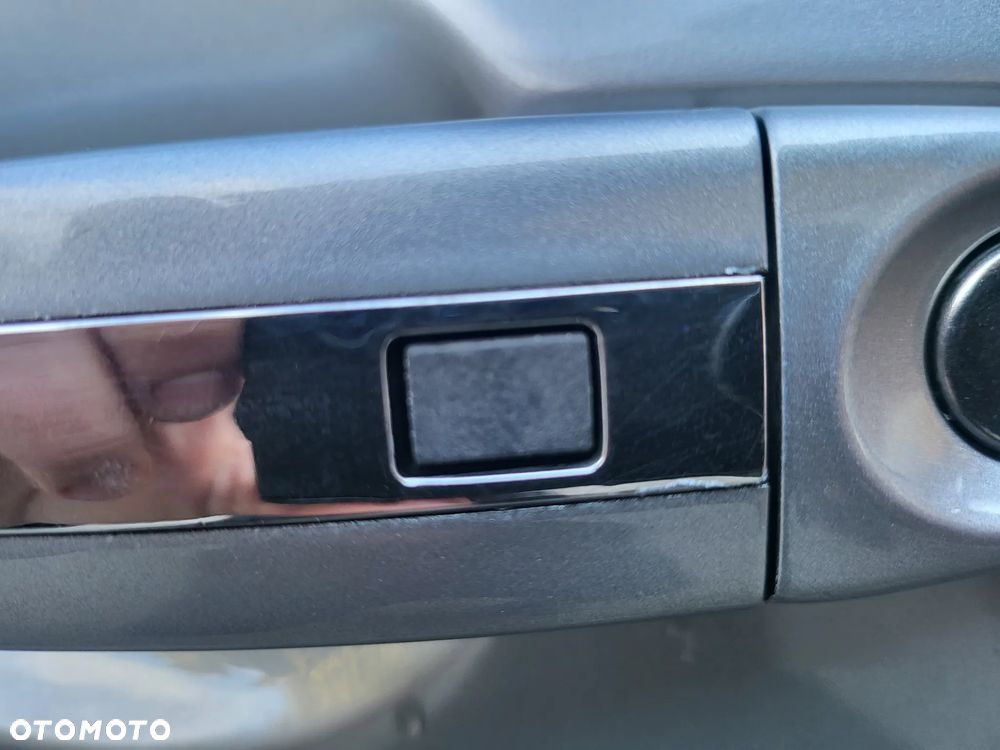 Ford Galaxy 2.0 TDCi Titanium MPS6 - 11