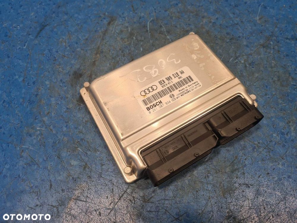 AUDI A4 B6 1.8T STEROWNIK SILNIKA 8E0909518AA - 1
