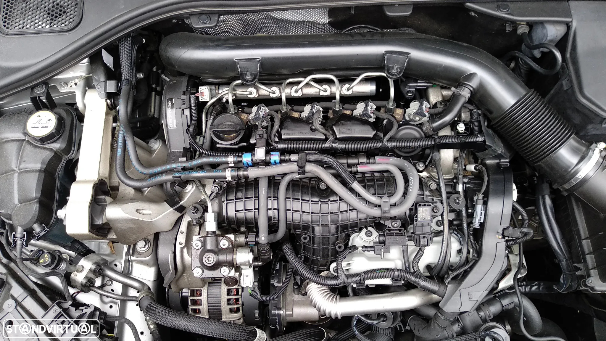 Volvo V60 2.0 D4 Momentum - 48