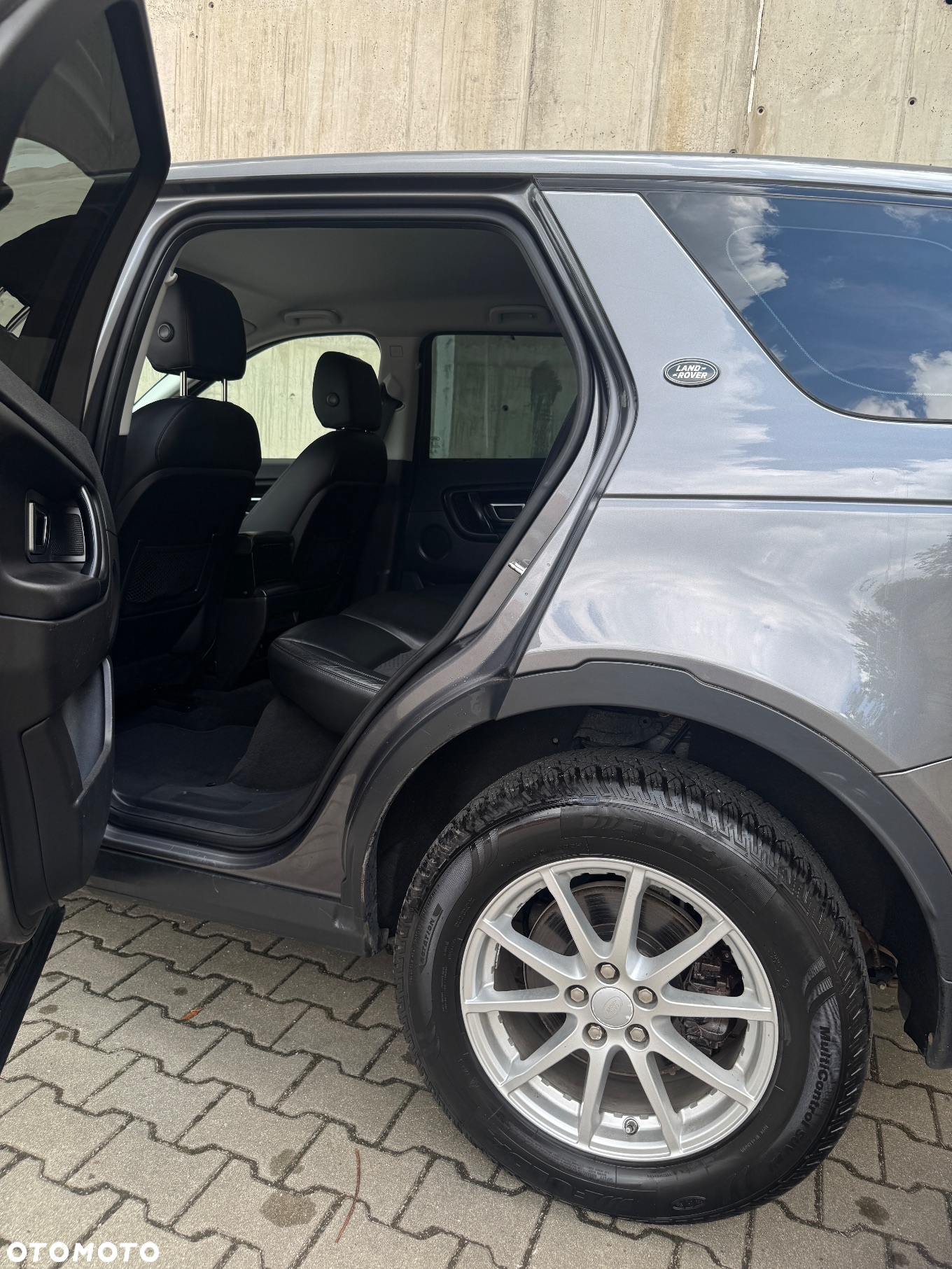 Land Rover Discovery Sport 2.0 TD4 HSE Luxury - 29
