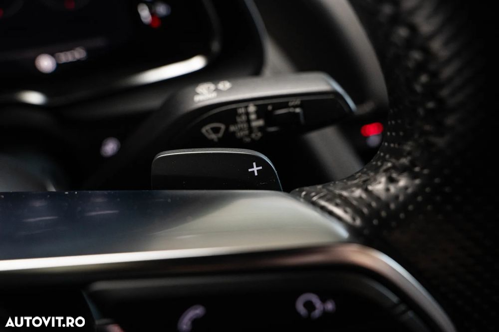 Audi R8 V10 5.2 FSI quattro S tronic - 21