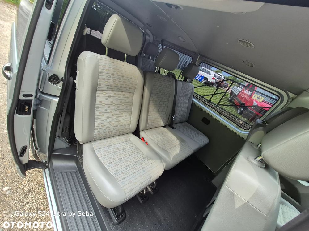 Volkswagen Transporter - 19