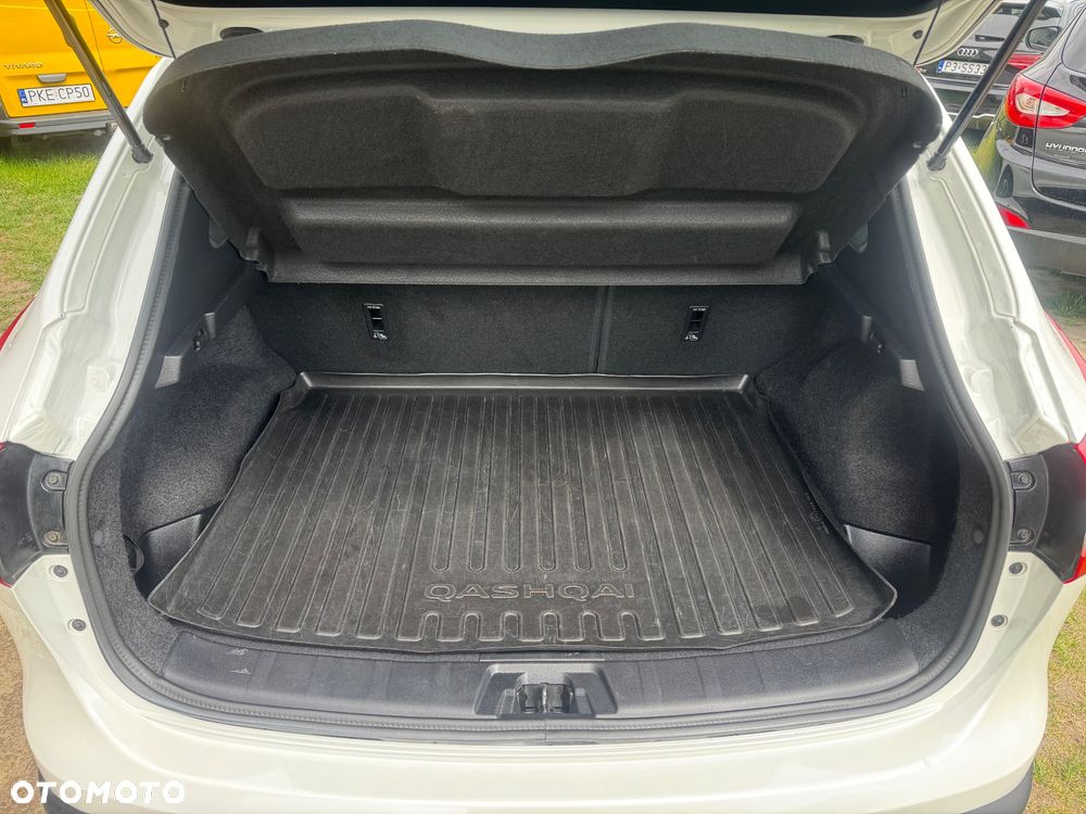 Nissan Qashqai 1.6 DIG-T Tekna - 26