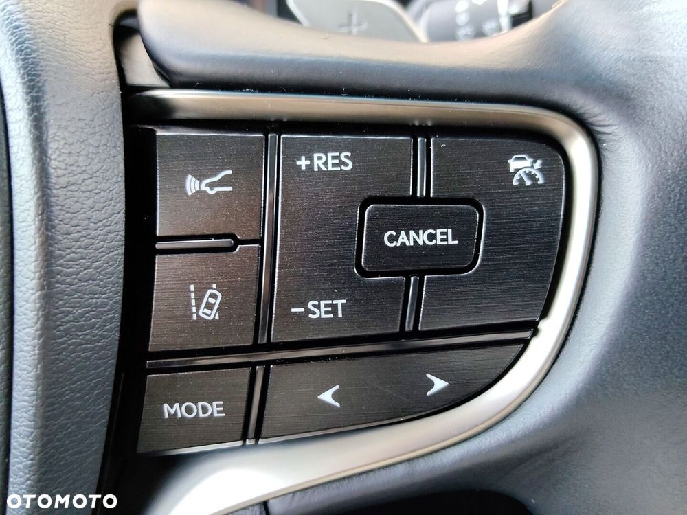 Lexus ES 300h Business Edition - 27