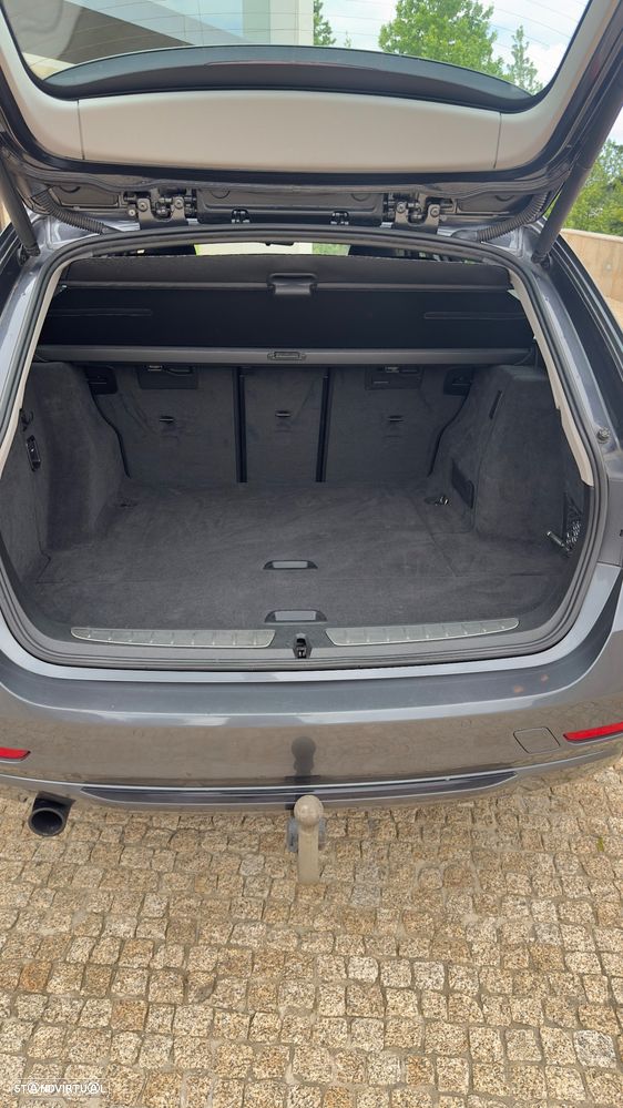 BMW 320 d Aut. Sport Line - 4