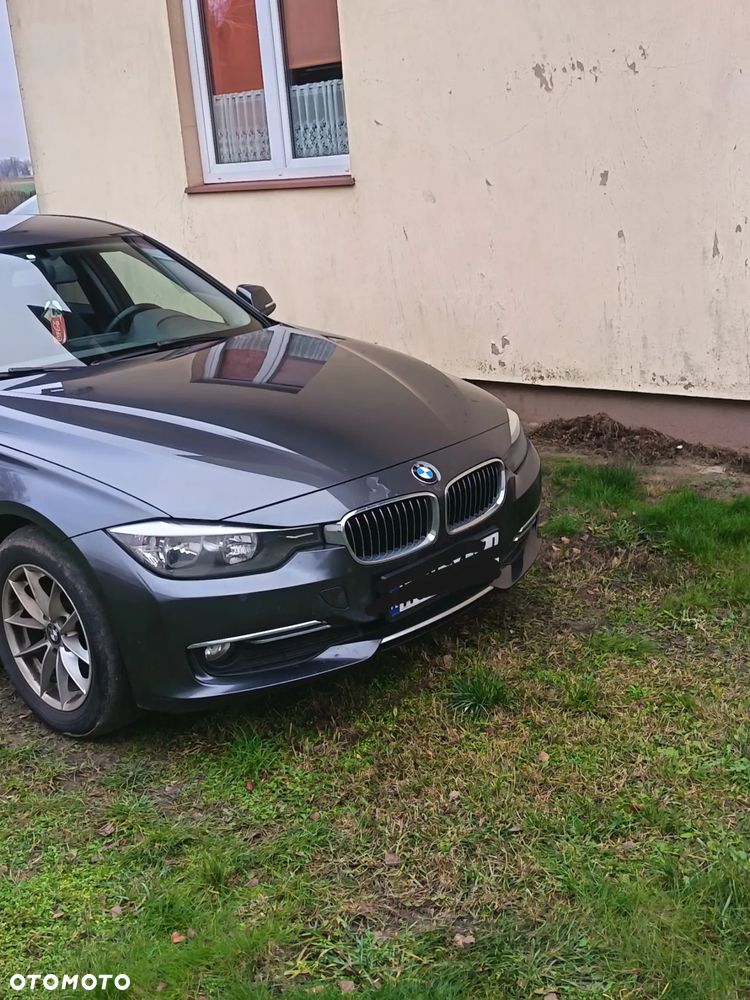 BMW Seria 3 318d Luxury Line - 1