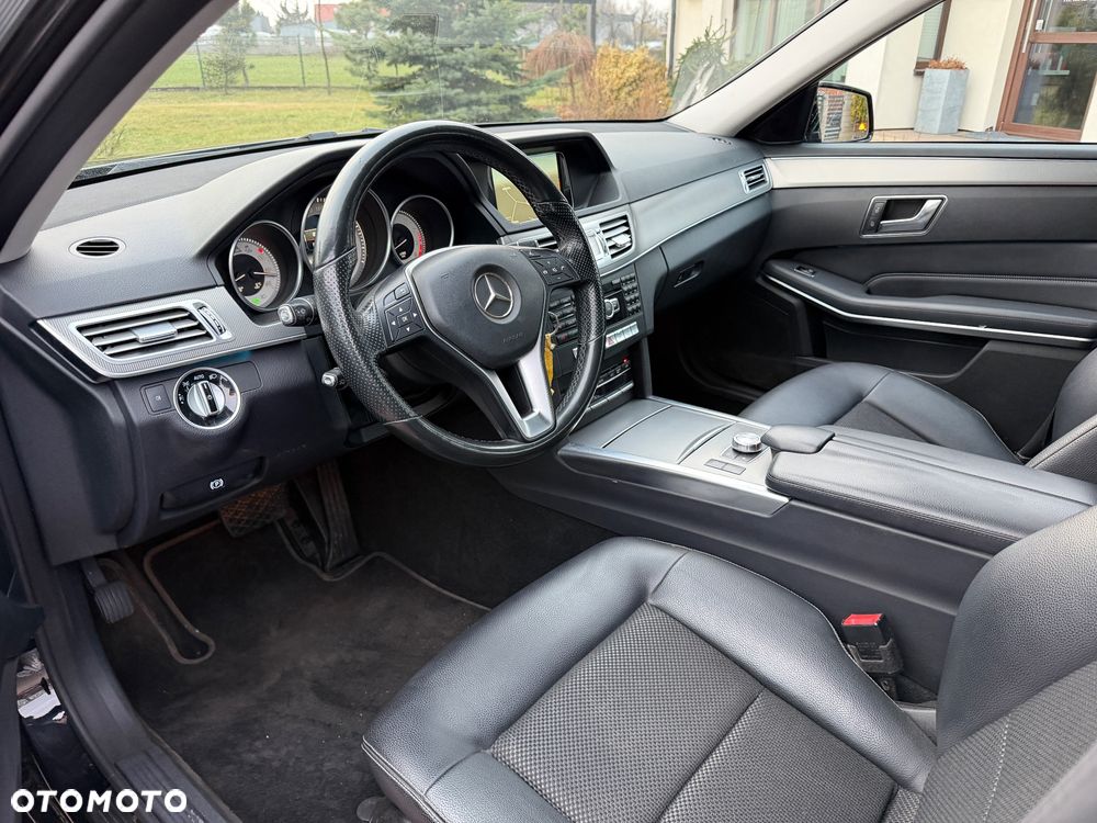 Mercedes-Benz Klasa E 250 7G-TRONIC Avantgarde - 8