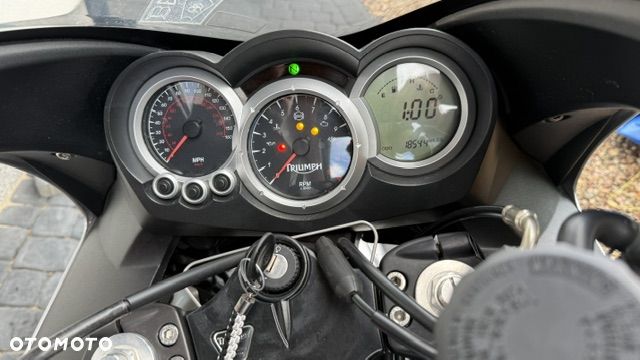 Triumph Sprint - 7