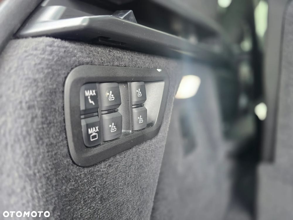 BMW X7 xDrive40d mHEV M Sport sport - 36