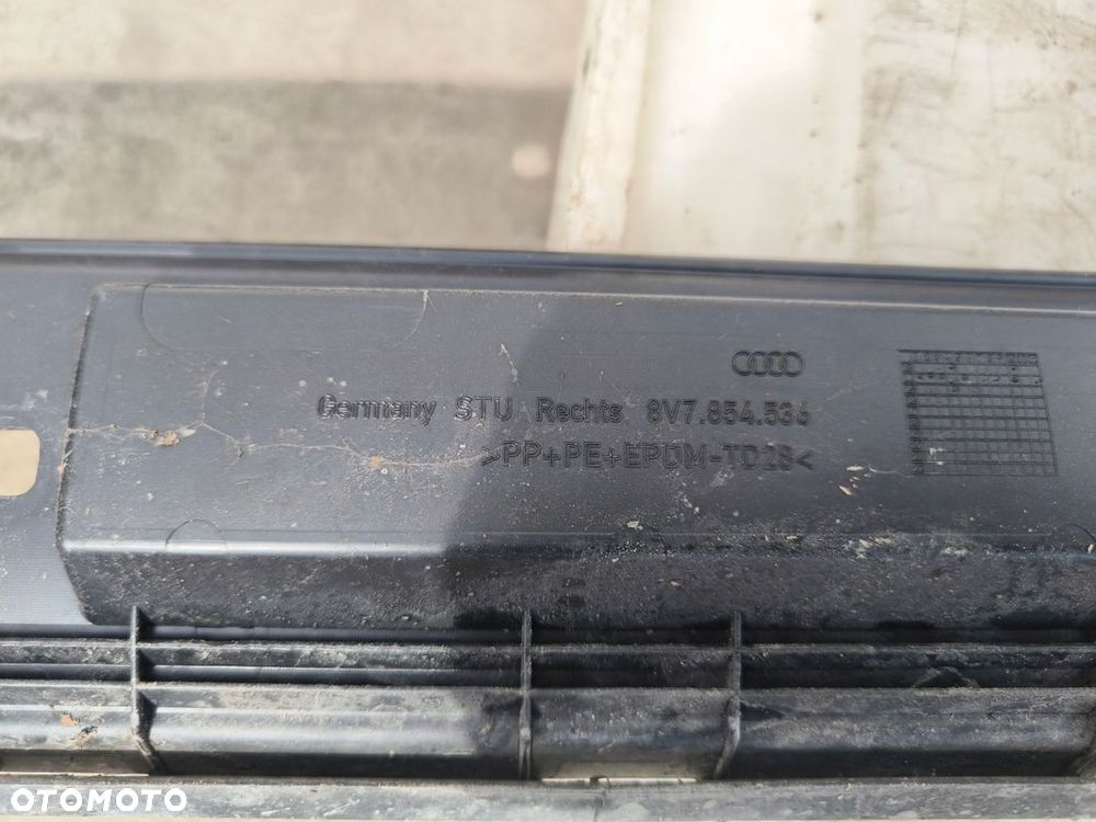 LISTWA PROGOWA MOCOWANIE LISTWY S LINE A3 8V CABRIO PRAWA 8V7854536 - 9