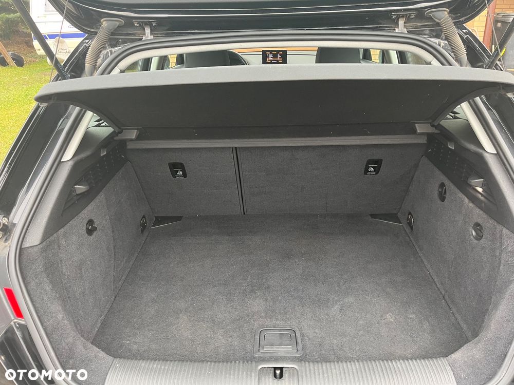 Audi A3 Sportback 2.0 TDI Ambition - 11