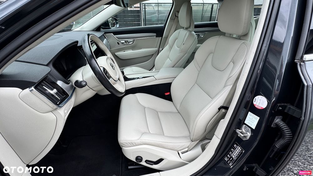 Volvo V90 D3 Geartronic Momentum - 37