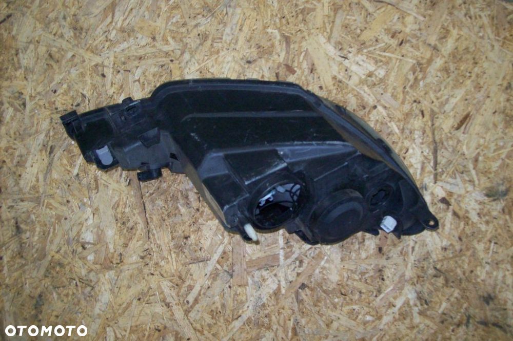 LAMPA PRZEDNIA LEWA PEUGEOT 206 - 3