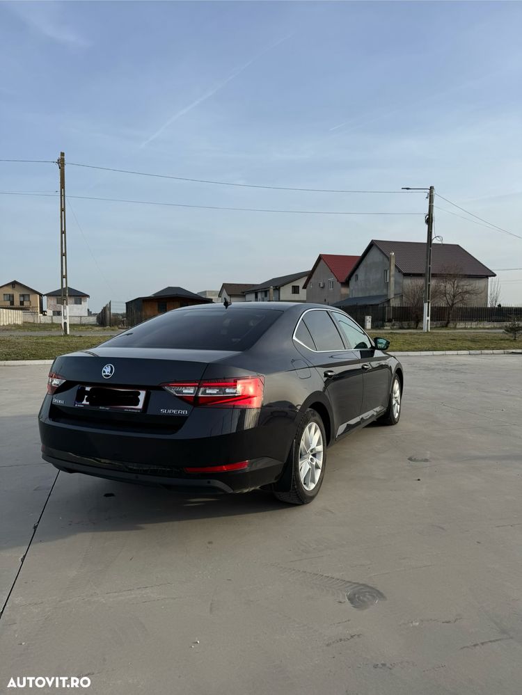 Skoda Superb 1.5 TSI ACT DSG Ambition - 26