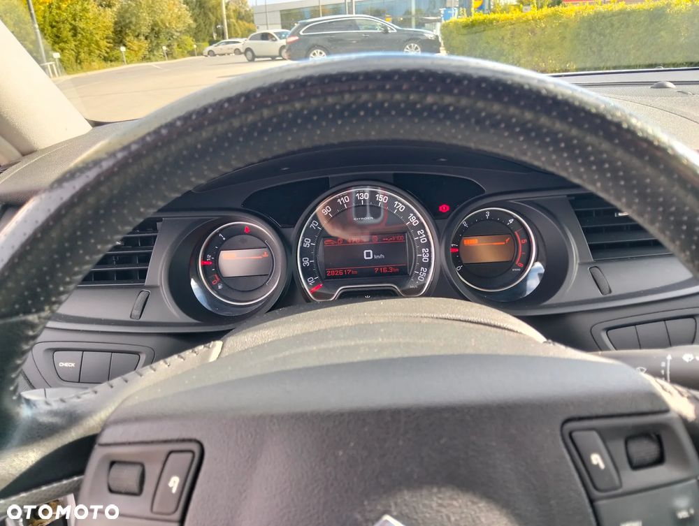 Citroën C5 2.0 HDi Attraction - 16