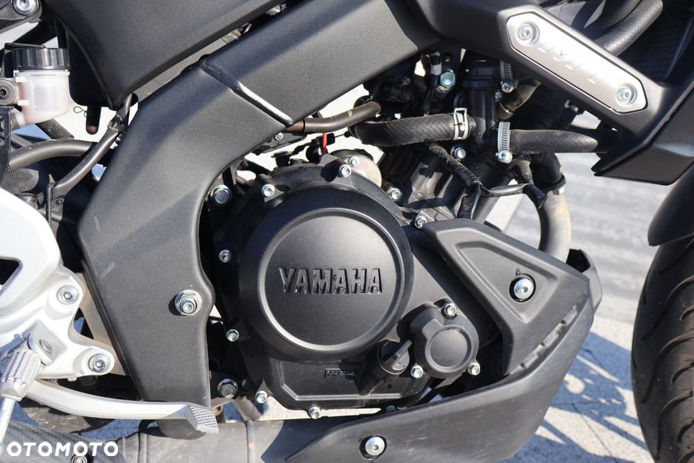 Yamaha MT - 4