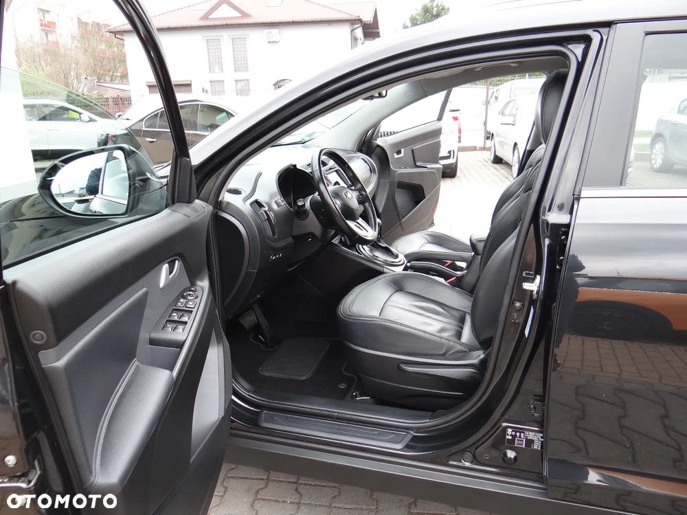 Kia Sportage 2.0 CRDI 4WD Automatik Dream-Team Edition - 22