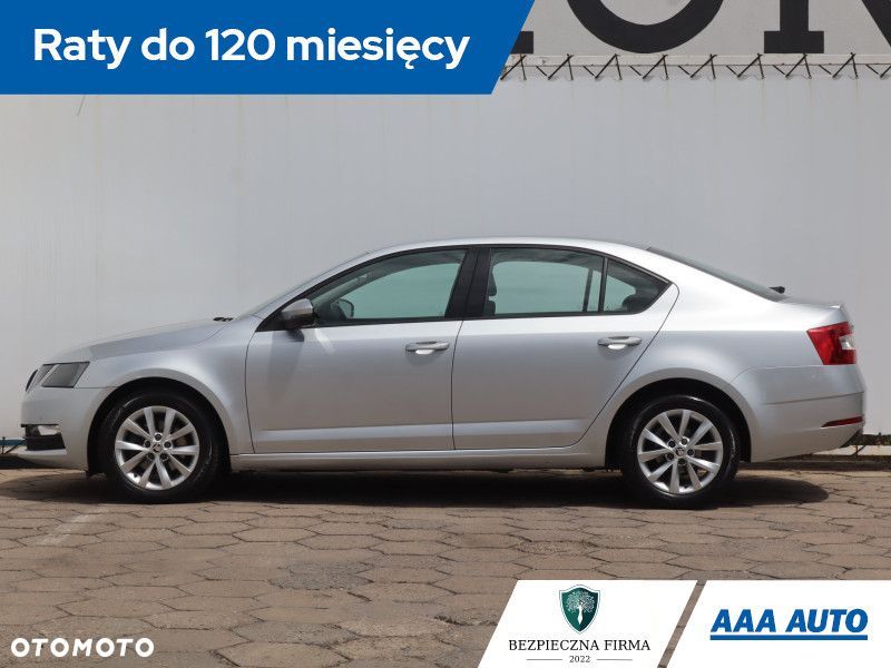 Skoda Octavia - 4
