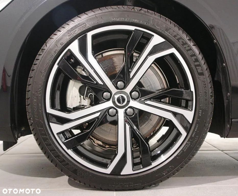 Volvo S60 B5 B AWD Ultimate Dark - 8