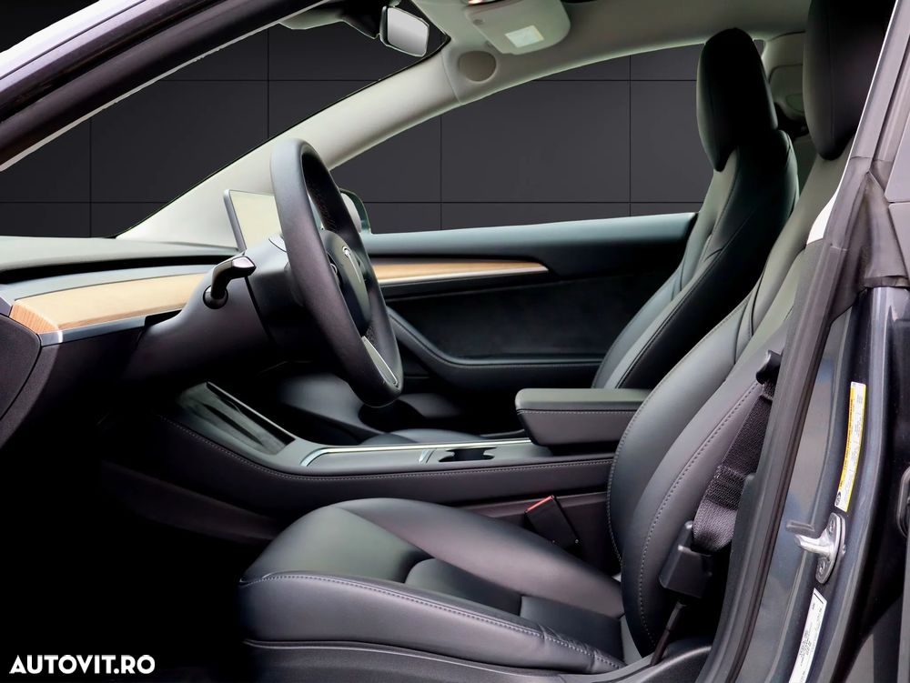 Tesla Model 3 AWD Long Range - 13
