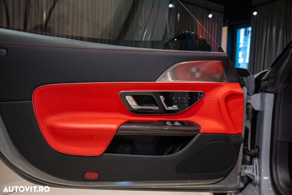 Mercedes-Benz SL - 33