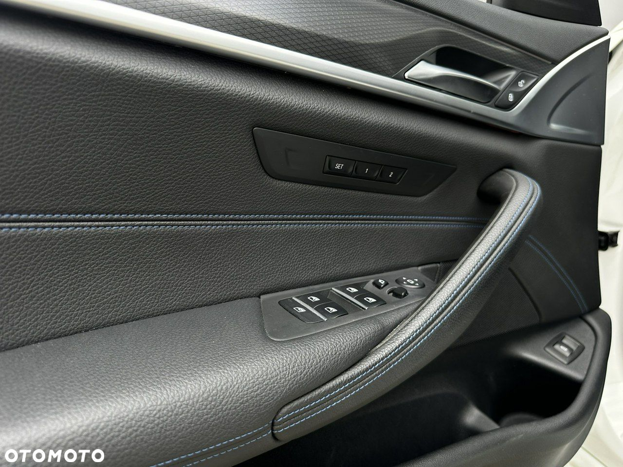 BMW Seria 5 530i xDrive M Sport sport - 9