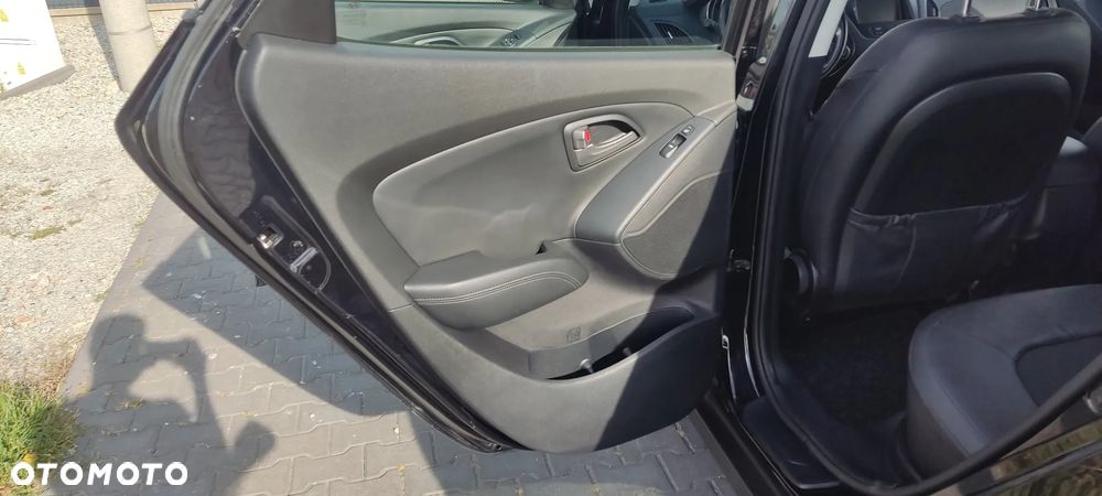 Hyundai ix35 1.7 CRDi 2WD blue Style - 30
