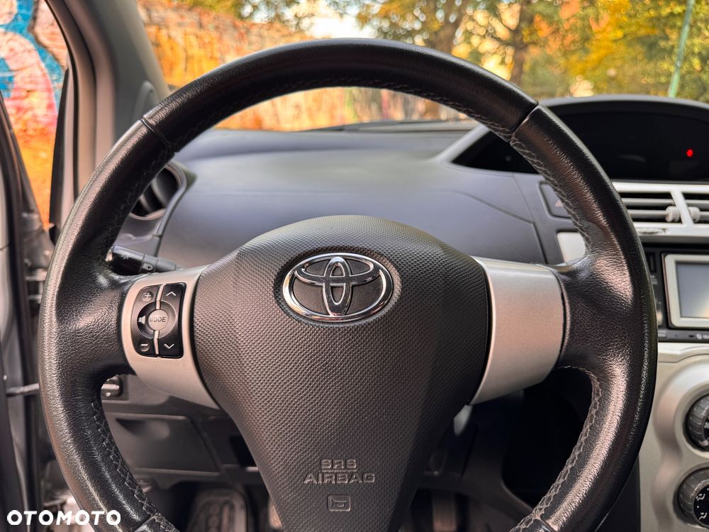 Toyota Yaris - 19